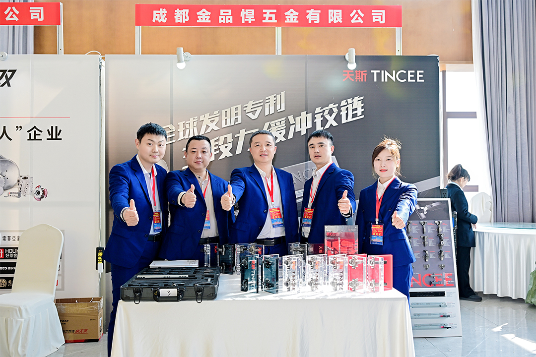 1774426209872125.jpg 84.jpg