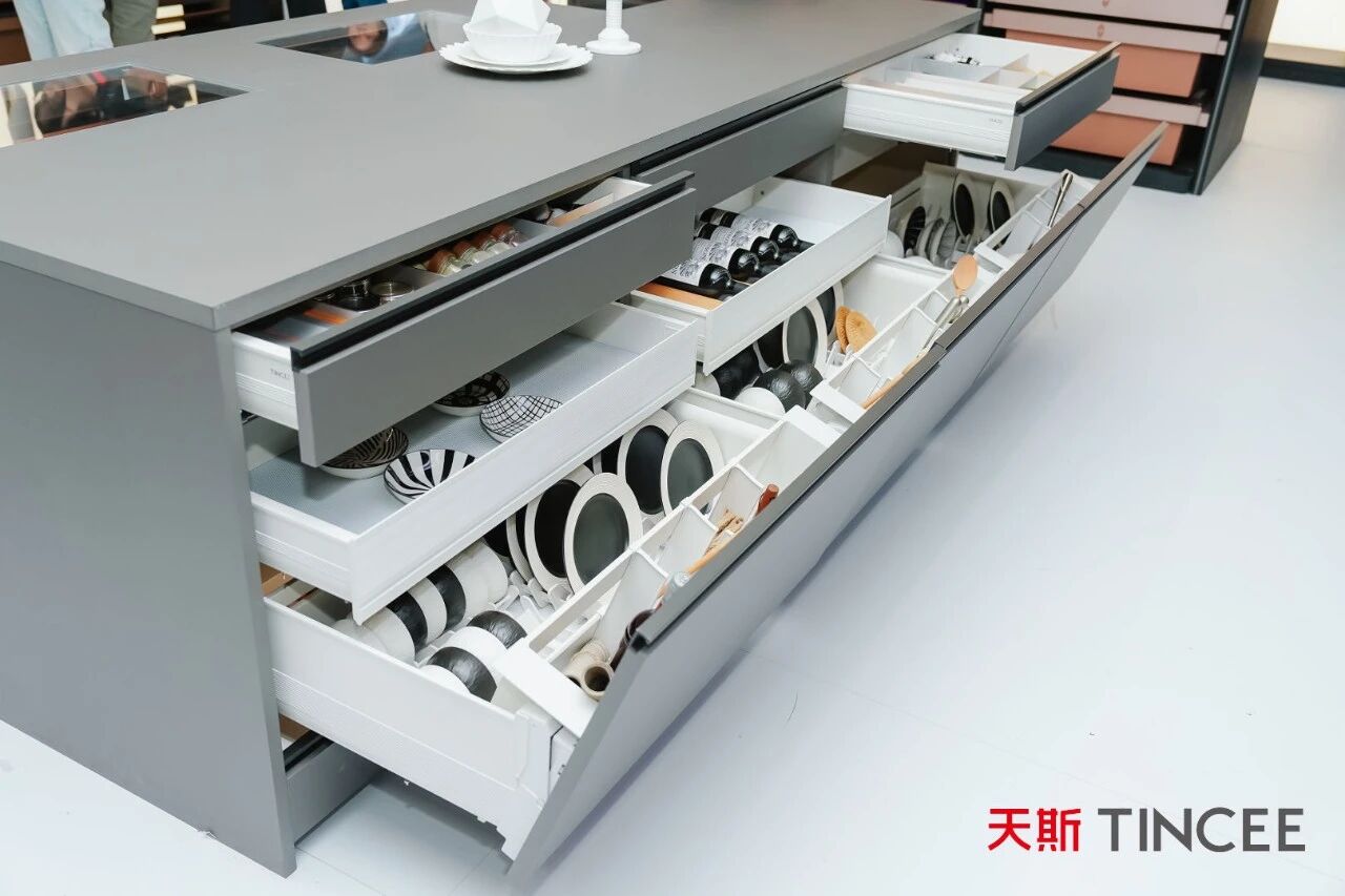 1775807657138816.jpg 1775807657138816.jpg