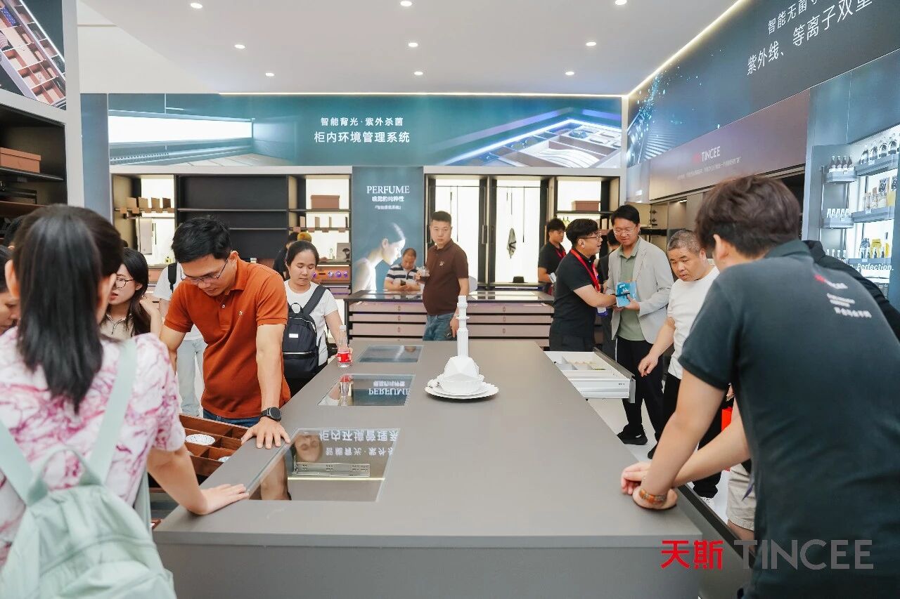 1775807762714585.jpg 1775807762714585.jpg